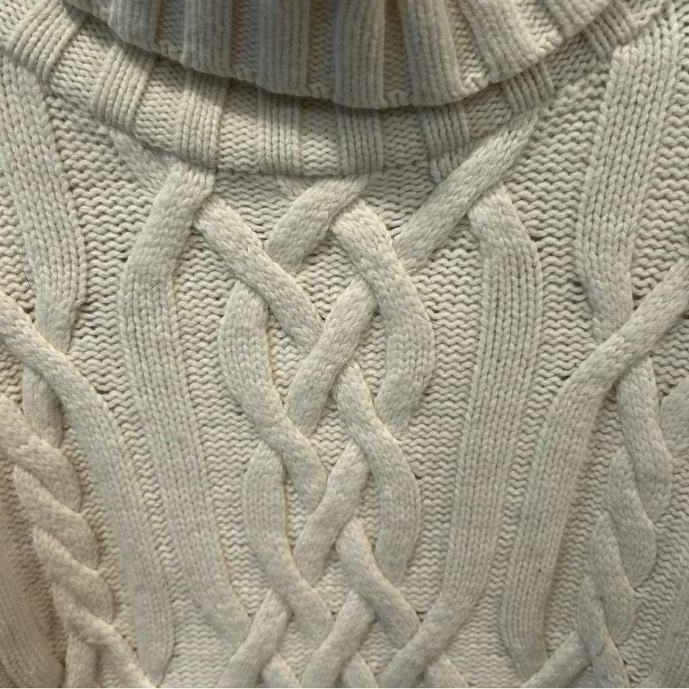 Lands End Womens Chunky Cable Knit Cowl Neck Sweater Plus size 1X Fisherman - Picture 7 of 7